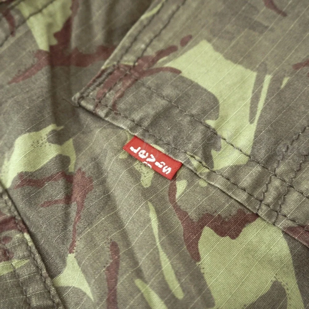 Levi's Men's 502 Taper Fit Hybrid Cargo Pants 795100019 Camo Multi Size 34x32